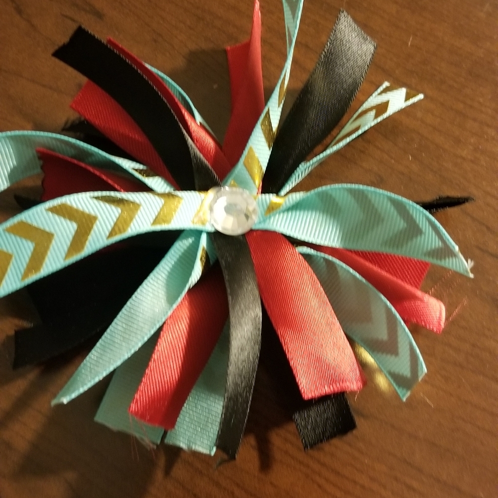 Multi colored hair bow